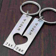Load image into Gallery viewer, Couple Puzzle Keychain Set
